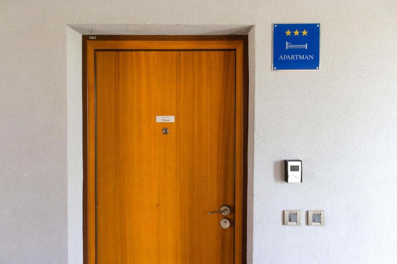 Apartment Moon Rovinj Exterior photo
